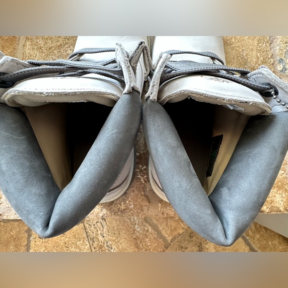 NWOT Timberland Women’s 6” Premium Convenient Boots💋 - Picture 7 of 10